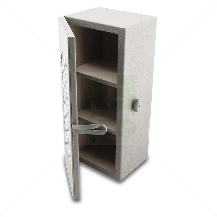Dekorative Aufbewahrungsbox mit Deckel und Laschenverschluss in Grau